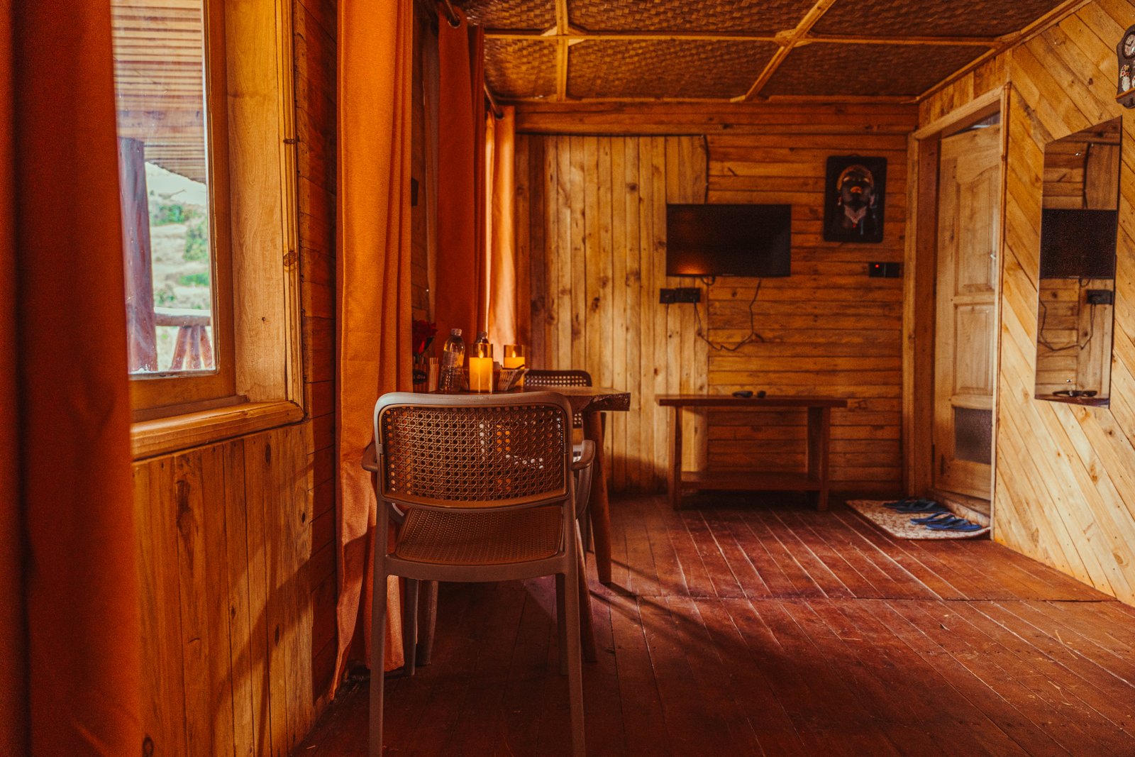 Safari / Family Cottage thumbnail 2